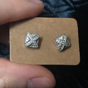 Pavè stud earrings